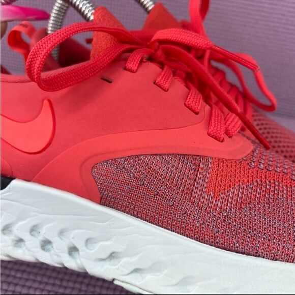 Nike Odyssey React 2 Flyknit Women’s Running Shoes Size 7  Ember Glow AH1016-800 - Picture 4 of 11
